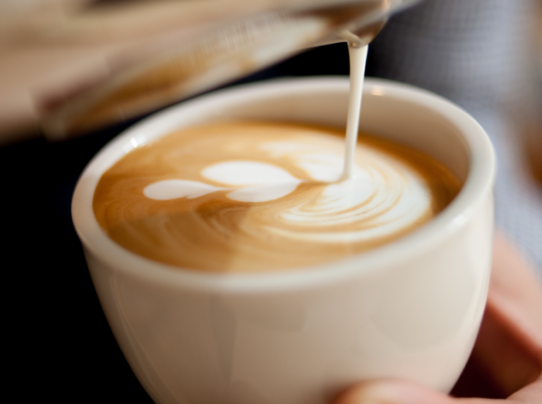 Latte Vs. Cappuccino Principales Différences