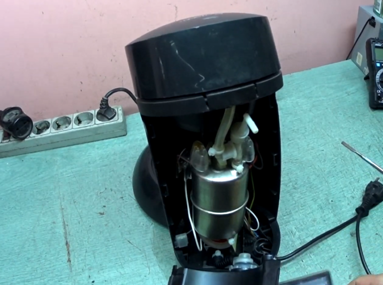 Cafetiere Senseo Clignote Vite Senseo Clignote Vite XASZRY — free download